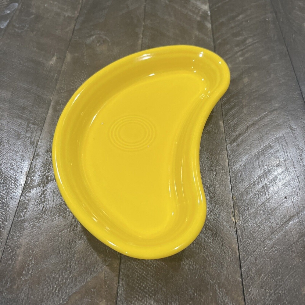 Fiesta Bistro Crescent Yellow Plate‎ Fiestaware Kidney Homer Laughlin 2nd